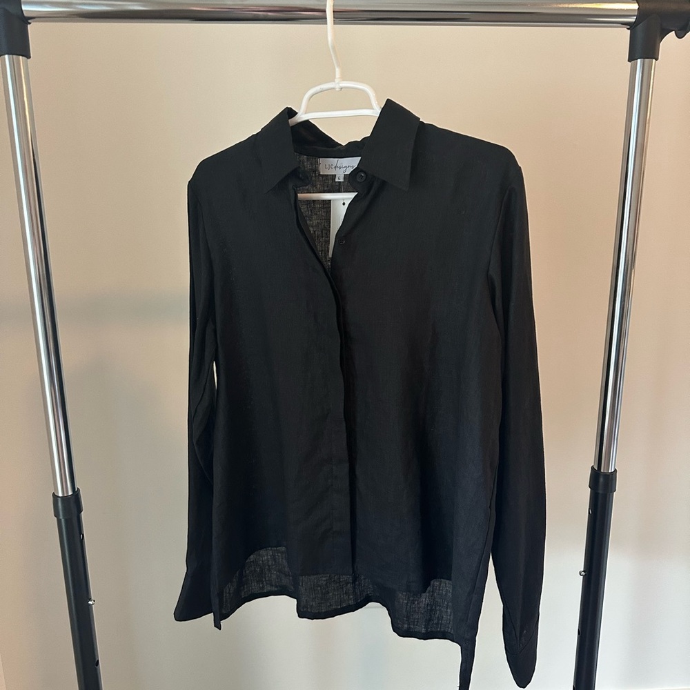 NEW LJC Designs Women’s Black Button-Up Shirt